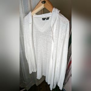 3X TAHARI 100% linen cardigan with hood.